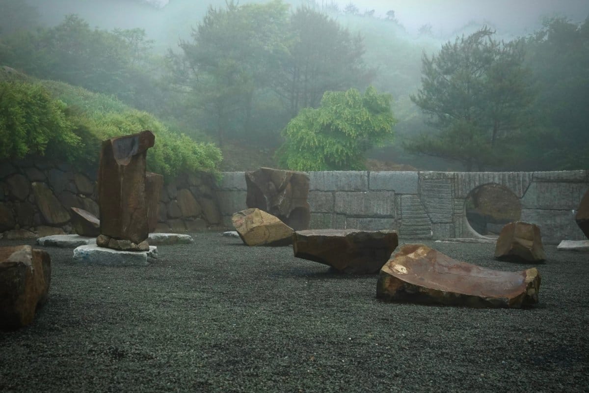 【求人情報】伊達冠石などの採取・加工を行う大蔵山スタジオ株式会社が、建築プロジェクトコーディネーターなど2職種を募集