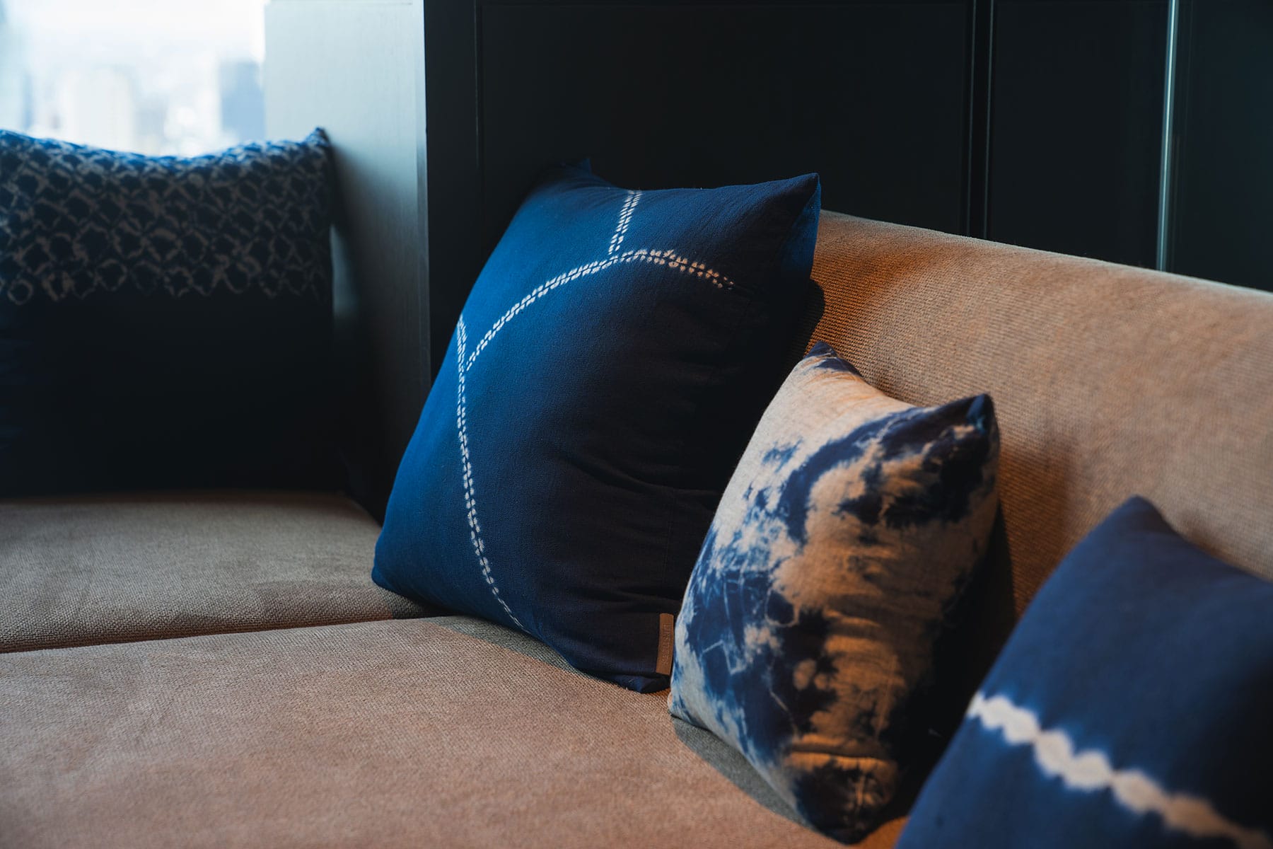 Lobby & Suite Textiles Royal Park Hotel Iconic Nagoya (3)