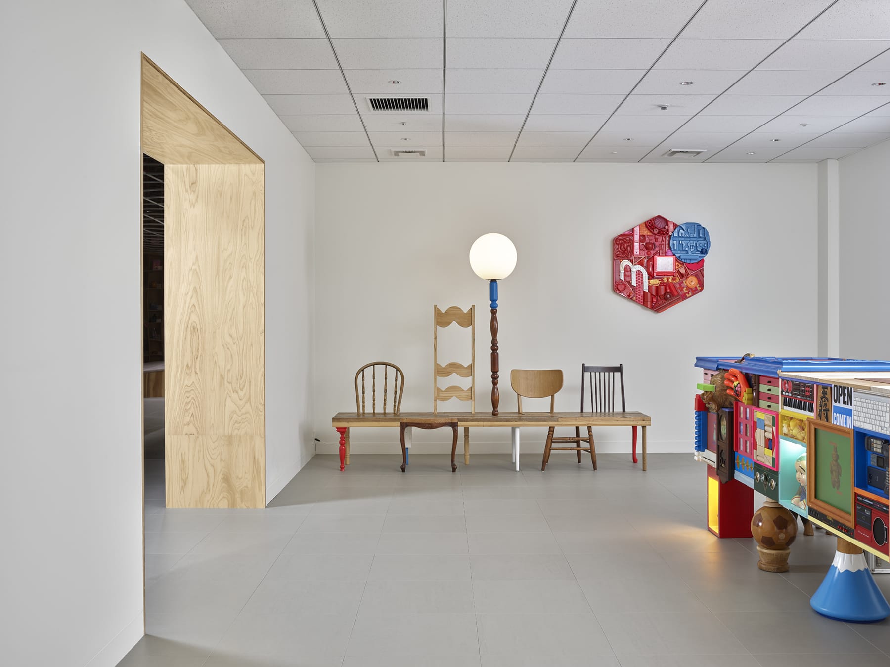 Untitled (The Circular office in Roppongi #432), 2025. ©︎ Gottingham. Image courtesy of Kokuyo and Studio Xxingham