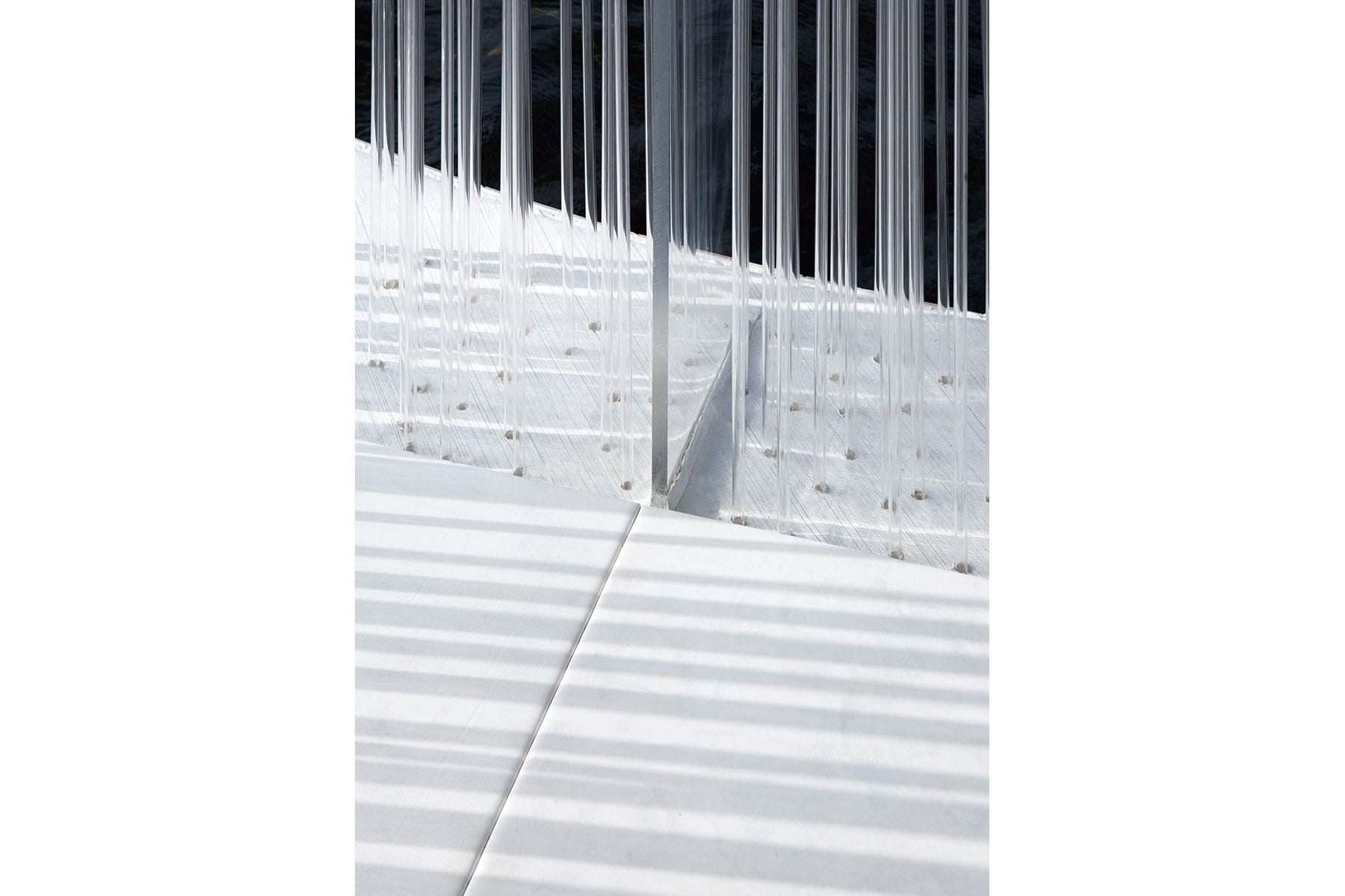 Floating Pavilion (3)